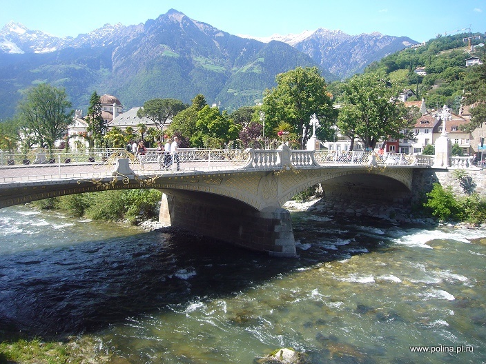 Tour from Zurich to Merano. Helicopter flight Merano. open an account in Zurich, Switzerland, English/Russian interpreter Zurich