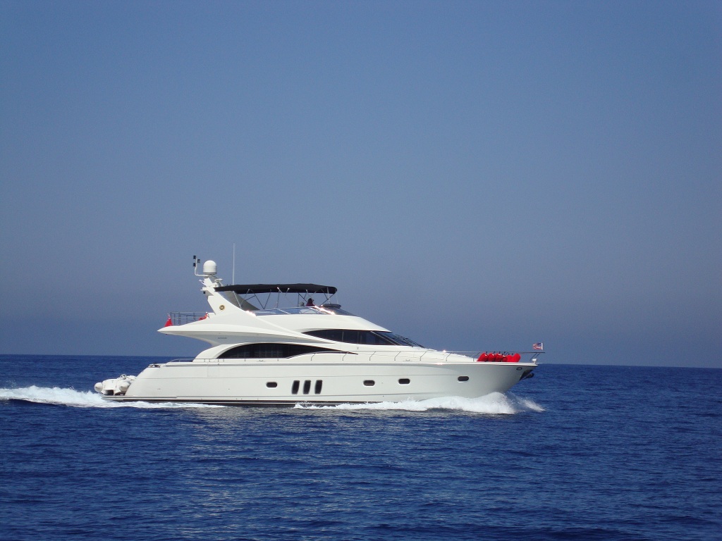 аренда яхты Ницца Канны Монако продажа яхты Ницца Монако Антиб +32 47 282 05 87 Полина Шмит